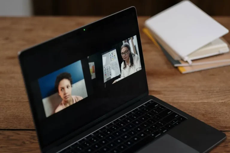 Curso de psicanálise online tem estágio? Entenda como funciona
