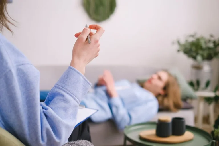 Psicanálise e psicoterapia são a mesma coisa?